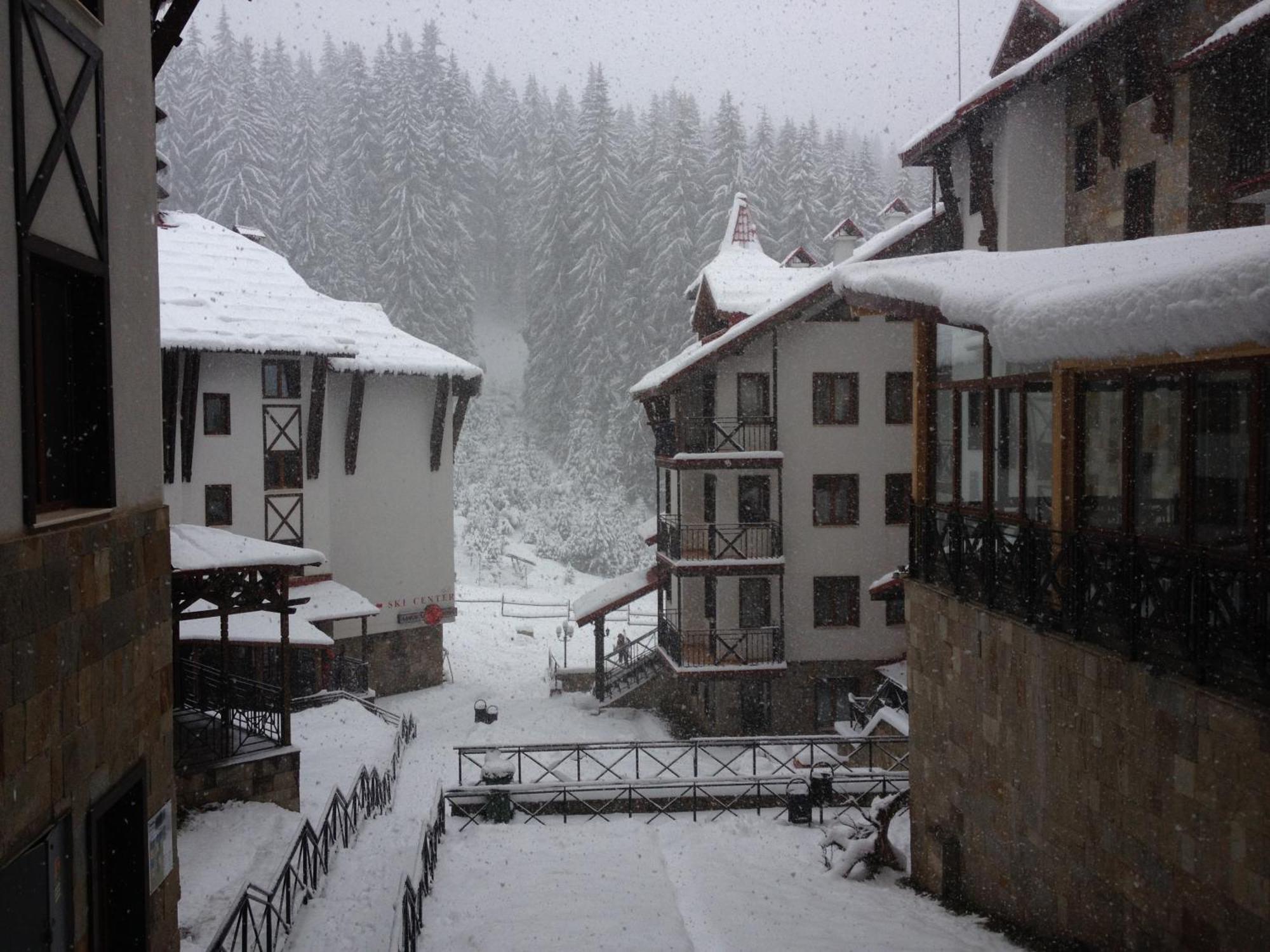 Ski Apartment In Castle Complex بامبوروفو المظهر الخارجي الصورة